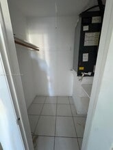 2051 NE 25th Ave in Pompano Beach, FL - Building Photo - Building Photo