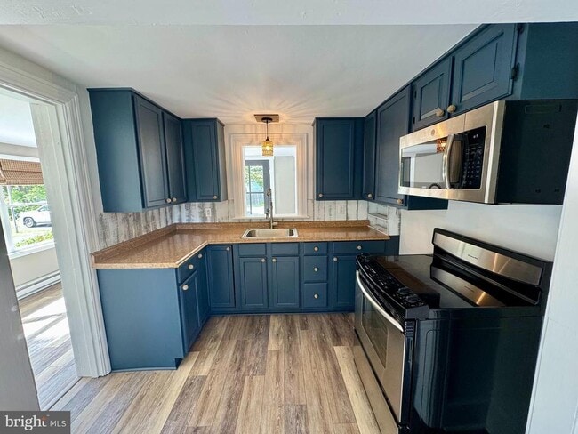 property at 14 W Main St