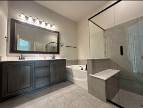 2601 Parkhurst Ln in Venus, TX - Building Photo - Building Photo