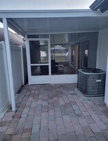 2302 Rochelle Ave in Kissimmee, FL - Building Photo