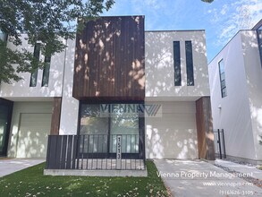 1513 D St in Sacramento, CA - Building Photo - Building Photo