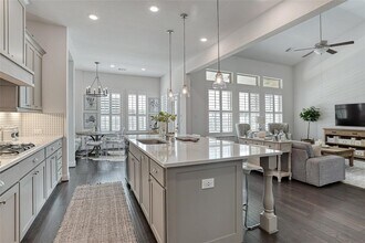 8910 Vineyard Valley Ct in Tomball, TX - Building Photo - Building Photo