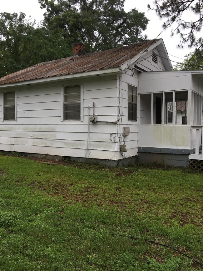 Three units with four lots in Tallahassee, FL - Building Photo - Building Photo