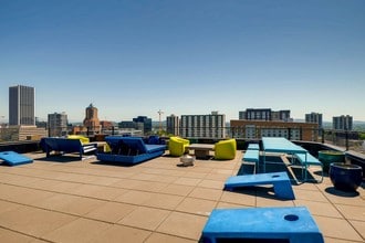 Park Plaza in Portland, OR - Building Photo - Building Photo