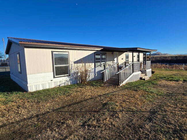 property at 409 Waters St