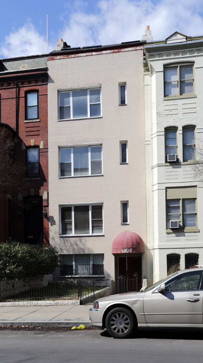 1608 19th St NW in Washington, DC - Foto de edificio - Building Photo