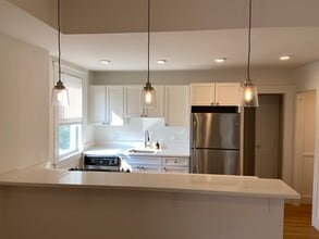 38 Newton St, Unit 1 in Boston, MA - Building Photo - Building Photo