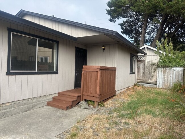 property at 2512 Albee St