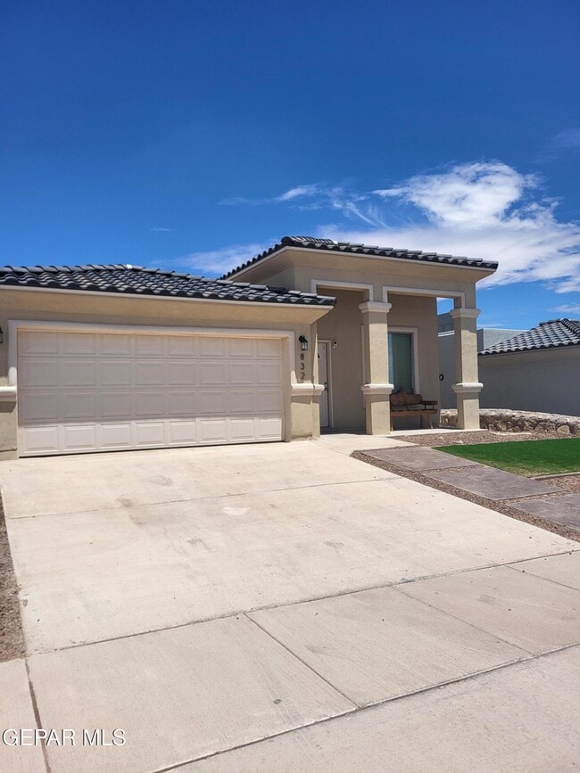 property at 832 Paseo Dulce Ave