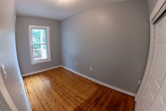 163 Trenton St, Unit 2 in Boston, MA - Building Photo - Building Photo