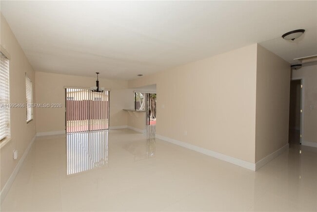 3832 SW 89th Ct in Miami, FL - Building Photo - Building Photo