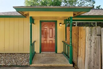 12302 Dellrey Dr in Austin, TX - Building Photo - Building Photo