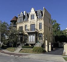 1229-1231 N Prospect Ave Apartments