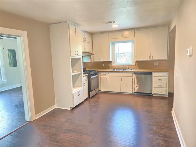 1129 Walnut St in Greenville, TX - Building Photo - Building Photo