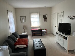 24 Chilton St-Unit -1W in Plymouth, MA - Building Photo - Building Photo