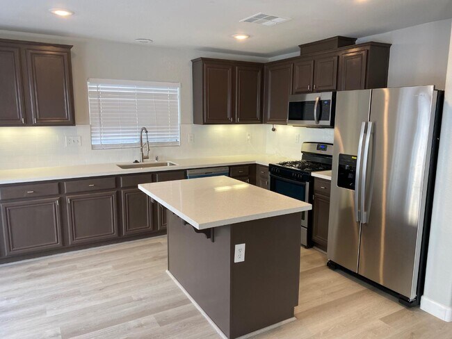 9778 Splendor Sky Ave in Las Vegas, NV - Building Photo - Building Photo
