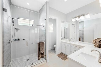 596 111th Ave N in Naples, FL - Building Photo - Building Photo