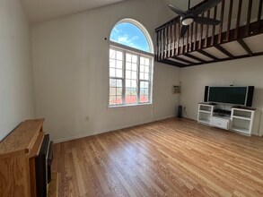 422 Laurel Ridge Rd in Cleveland, GA - Foto de edificio - Building Photo