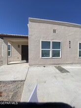 8423 Leo St in El Paso, TX - Building Photo - Building Photo