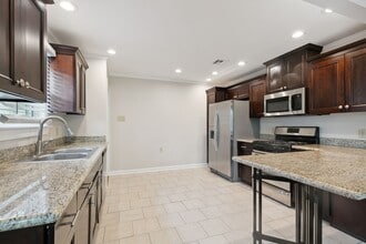 605 Honore Dr in Jefferson, LA - Building Photo - Building Photo