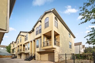 2501 Dallas St in Houston, TX - Building Photo - Building Photo