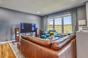 340 The Promenade in Edgewater, NJ - Building Photo - Building Photo