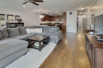 1506 N Sedgwick St, Unit 3S in Chicago, IL - Foto de edificio - Building Photo