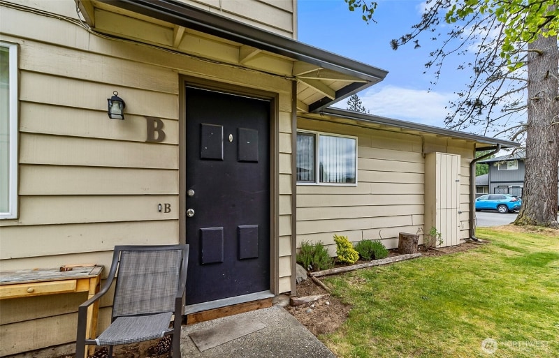 1315 Wildwood St in Marysville, WA - Building Photo