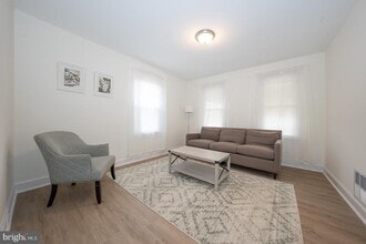 717 Miller St in Bryn Mawr, PA - Building Photo - Building Photo