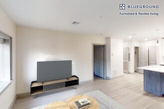 735 Truman Pkwy in Boston, MA - Building Photo - Building Photo