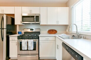 Traverse in Rohnert Park, CA - Building Photo