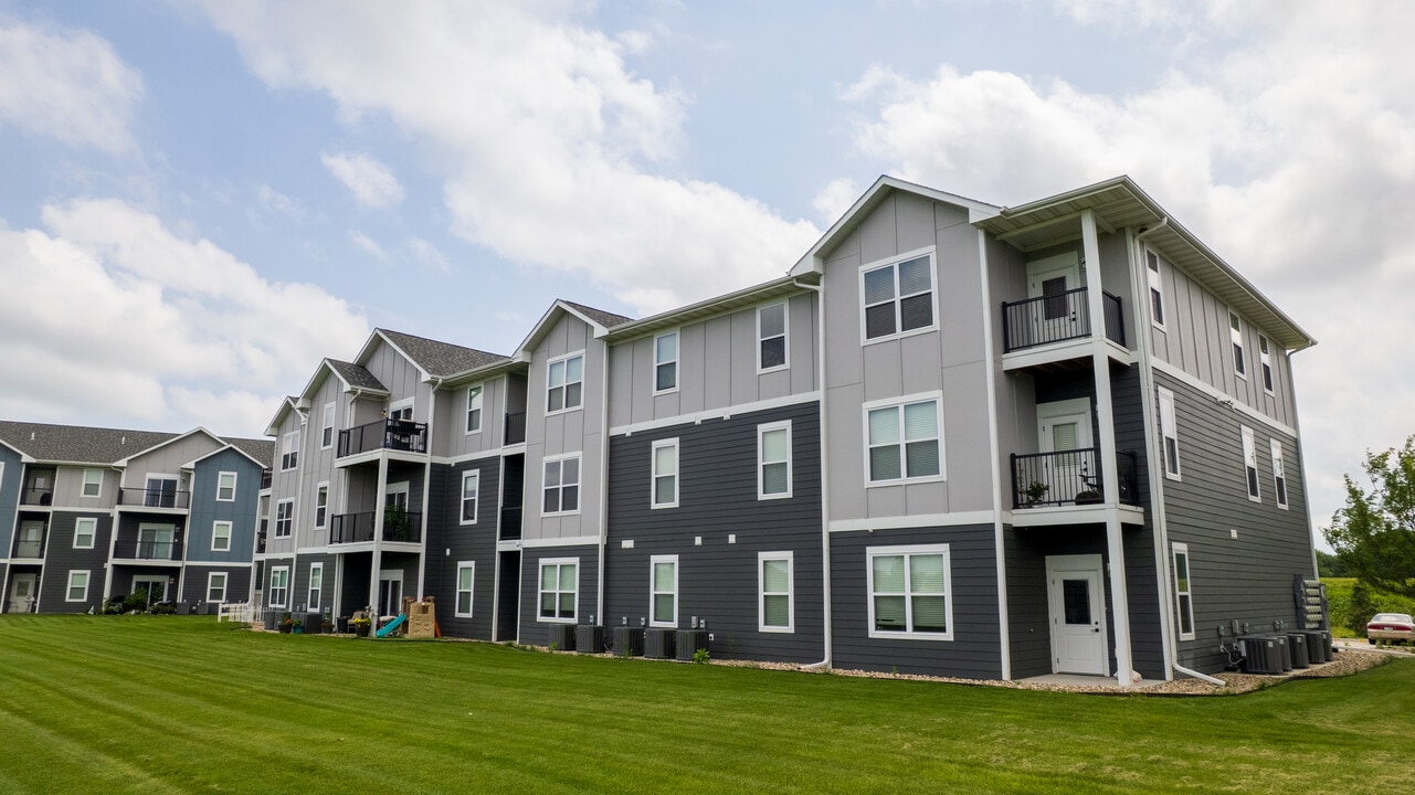 Legacy Bend in Norfolk, NE - Foto de edificio
