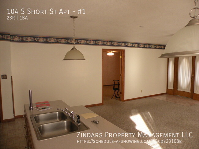 104 S Short St in Catlin, IL - Building Photo - Building Photo