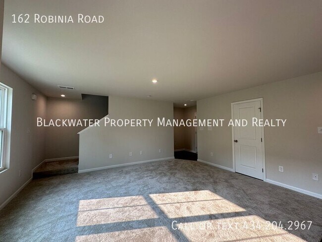 162 Robinia Rd in Lynchburg, VA - Building Photo - Building Photo