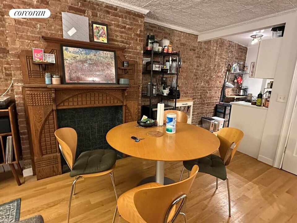 156 Clinton St in Brooklyn, NY - Building Photo
