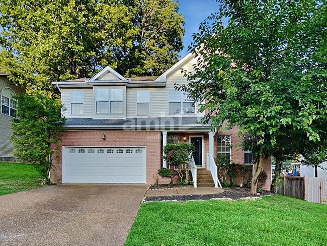 property at 3110 N Waterford Ct