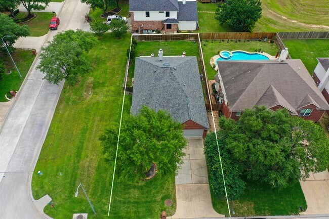 5803 Sawyer Bend Ln in Spring, TX - Building Photo - Building Photo