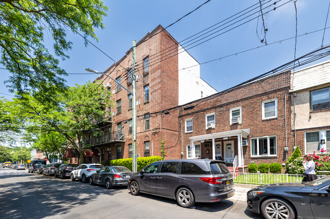 1901 51st St in Brooklyn, NY - Building Photo - Building Photo