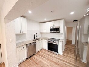 4009 Deleuil Ave in Tampa, FL - Building Photo - Building Photo