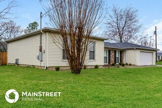 3500 Pirogue Rd in Louisville, KY - Building Photo - Building Photo