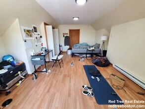 270 Harvard St, Unit 2 in Medford, MA - Building Photo - Building Photo