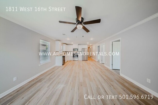 1811 W 16th St in North Little Rock, AR - Building Photo - Building Photo