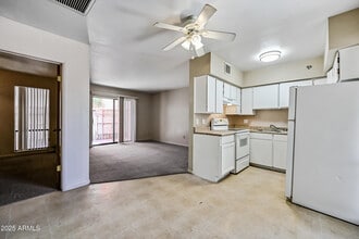 721 E Fremont Rd in Phoenix, AZ - Foto de edificio - Building Photo