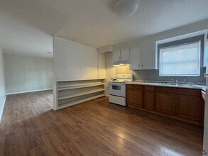 33 Mitchell St in Hawkinsville, GA - Building Photo - Building Photo