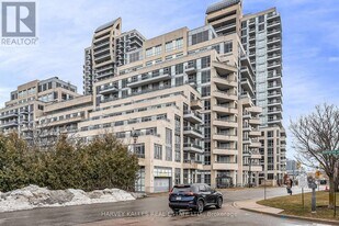 9199 Yonge St in Richmond Hill, ON - Building Photo