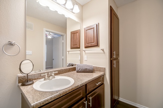 Southgate Glen in Weatherford, TX - Foto de edificio - Building Photo