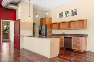 4015 Guadalupe St in Austin, TX - Building Photo