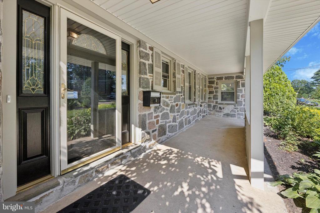 116 Wayne Dr in Cinnaminson, NJ - Building Photo