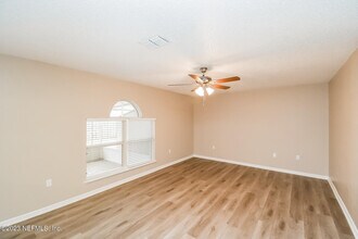 7306 Fox Grove Rd in Jacksonville, FL - Building Photo - Building Photo