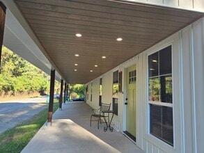 22375 Highway 36 in Abita Springs, LA - Building Photo - Building Photo